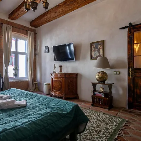 Old Town Traditional House With Terrace Apartment Brasov