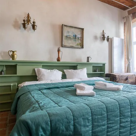 Old Town Traditional House With Terrace Apartment Brasov