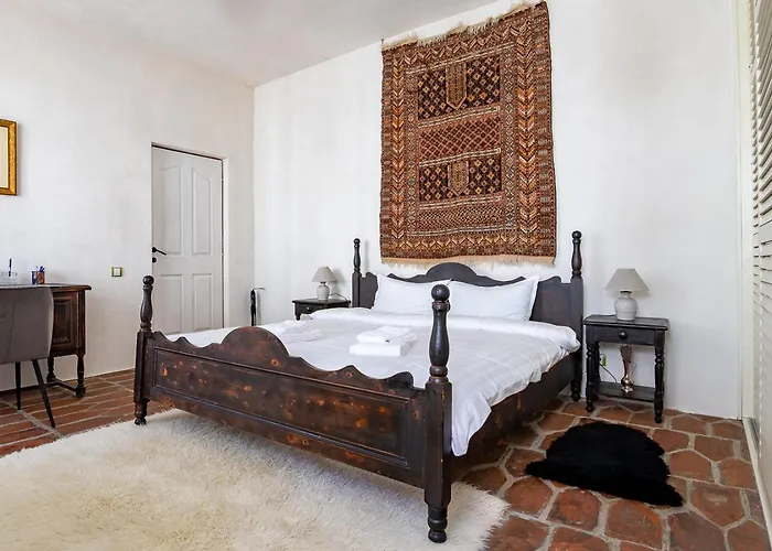 Iconic View Terrace - 2 Private